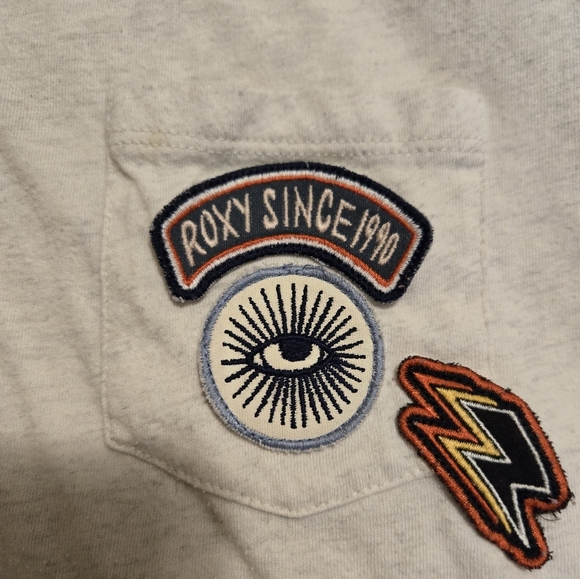 Roxy Patch Shirt Size XL Has Some Staining, See Pics - Picture 2 of 12